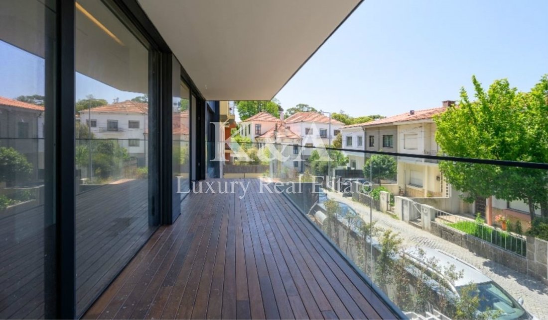 Apartment in Lordelo do Ouro e Massarelos, Porto District, Portugal 1 - 11879968