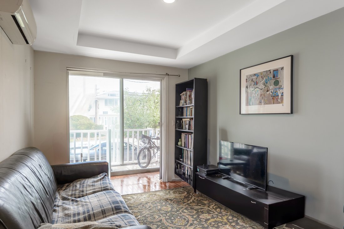 House in Port Washington, New York, United States 2 - 14753068