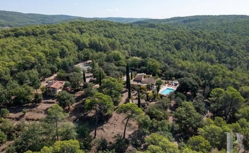 Villa en Entrecasteaux, Provenza-Alpes-Costa Azul, Francia 1