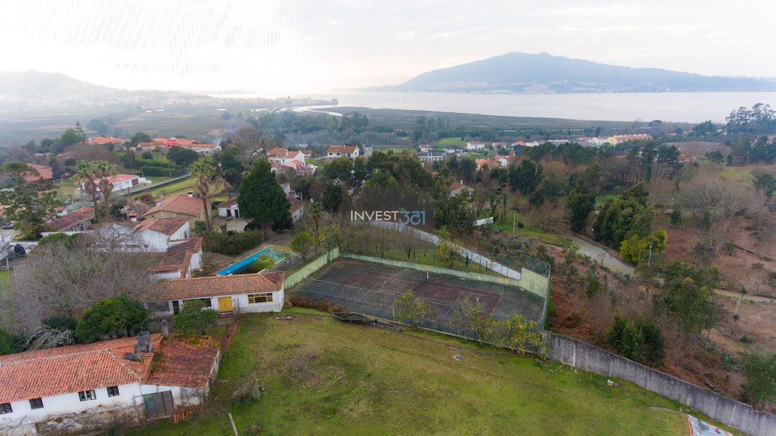 Farm Ranch in Caminha (Matriz) e Vilarelho, Viana do Castelo District, Portugal 1 - 13812806