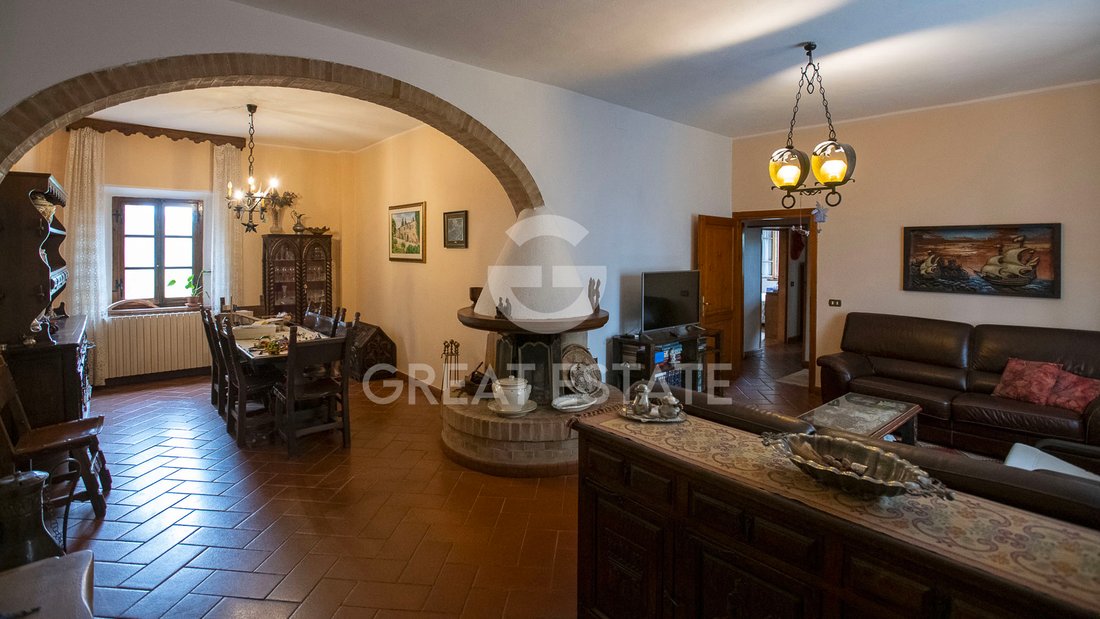 Estate in Montalcino, Tuscany, Italy 2 - 13637374