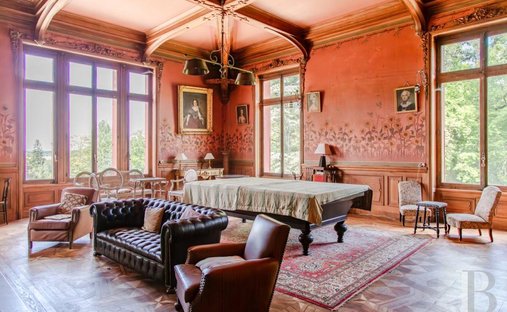 Castle for Sale in Tournus, Bourgogne-Franche-Comté, France