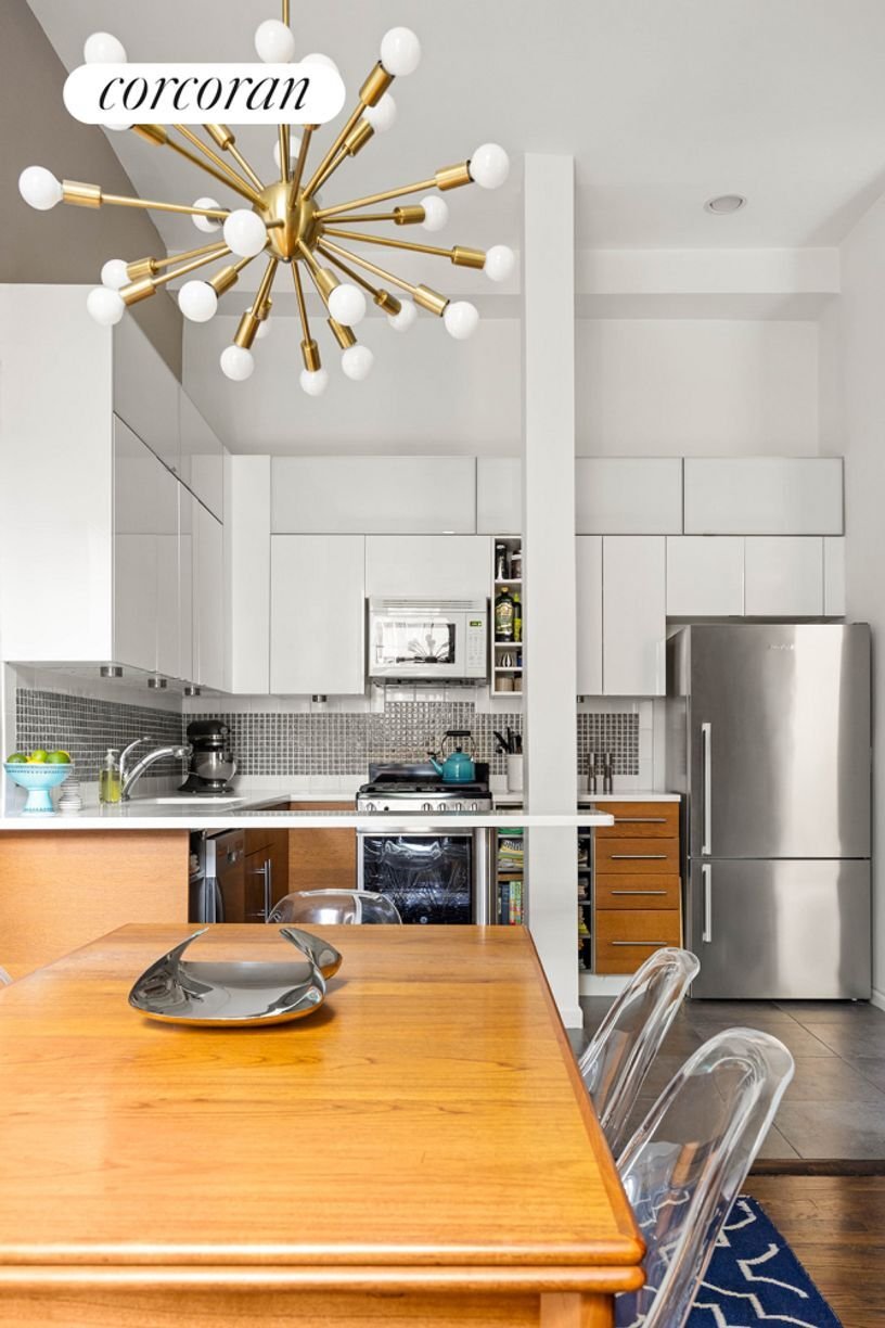 157 Waverly Avenue 1 B, Brooklyn, Ny 11205 In New York, New York, United States For Sale (14749807)