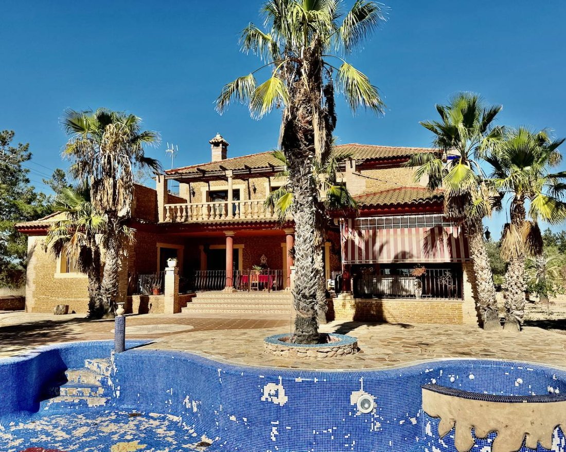 Finca in Los Montesinos, Valencian Community, Spain 2 - 14750229