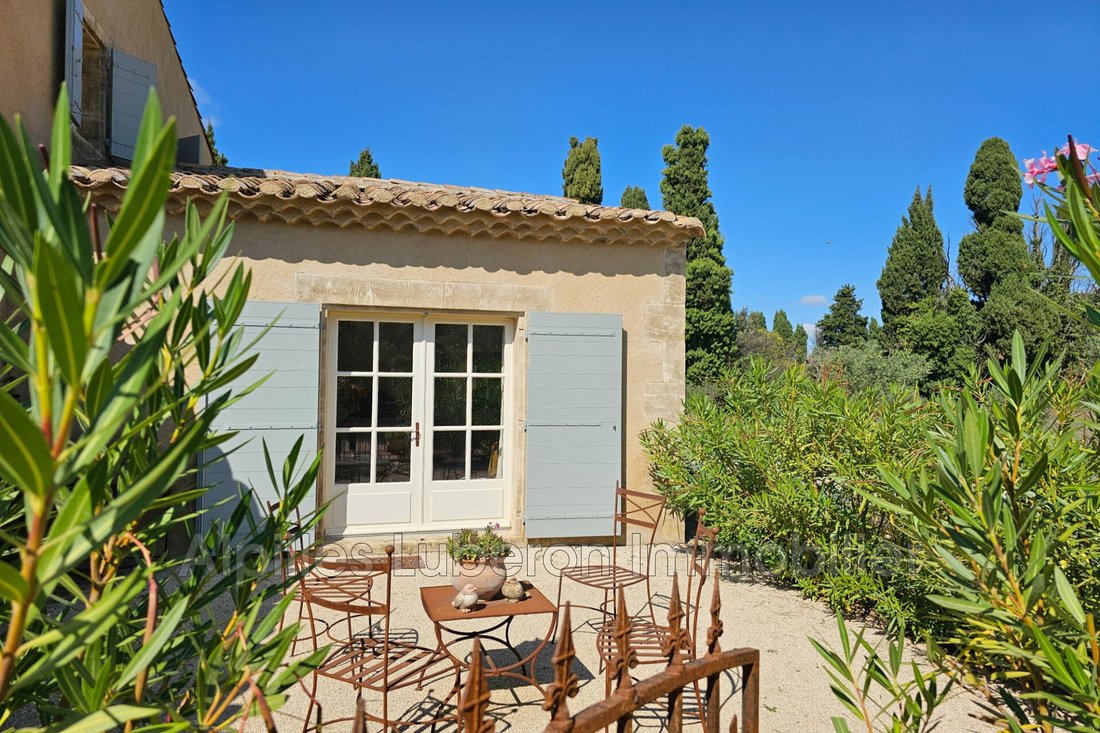 Villa in Eygalières, Provence-Alpes-Côte d'Azur, France 2 - 14750173