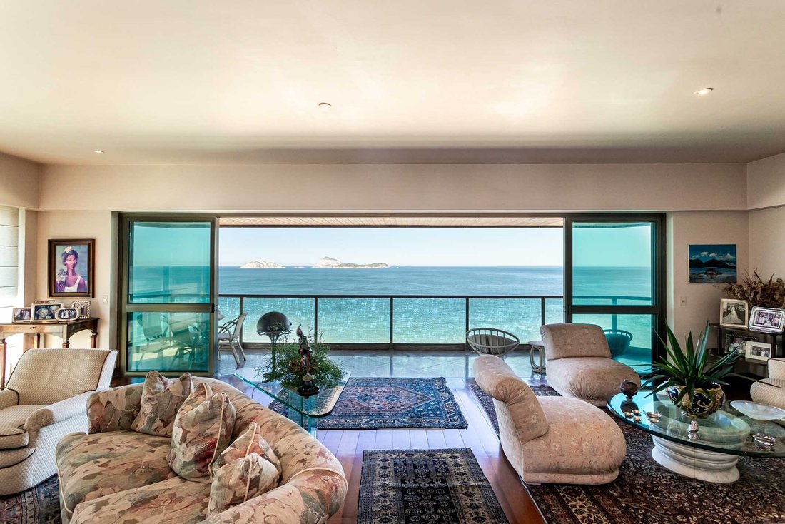 Spacious Property With In Rio De Janeiro, State Of Rio De Janeiro, Brazil For Sale (14753115)