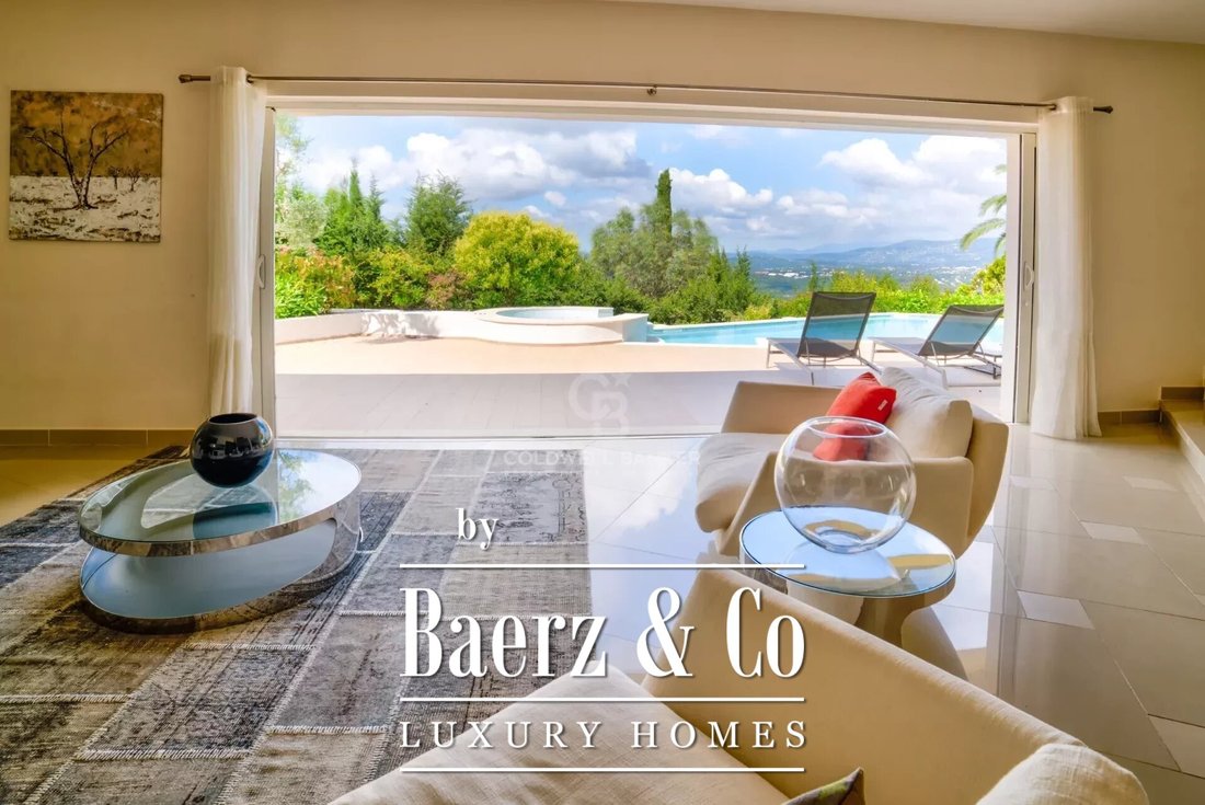 Villa in Mougins, Provence-Alpes-Côte d'Azur, France 3 - 14750789