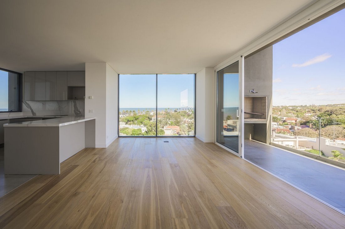 Apartment in Montevideo, Departamento de Montevideo, Uruguay 5 - 14753094