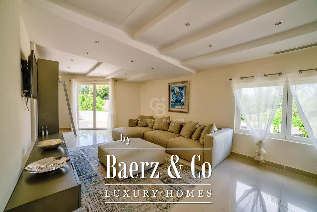 Villa in Mougins, Provence-Alpes-Côte d'Azur, France 4 - 14750789