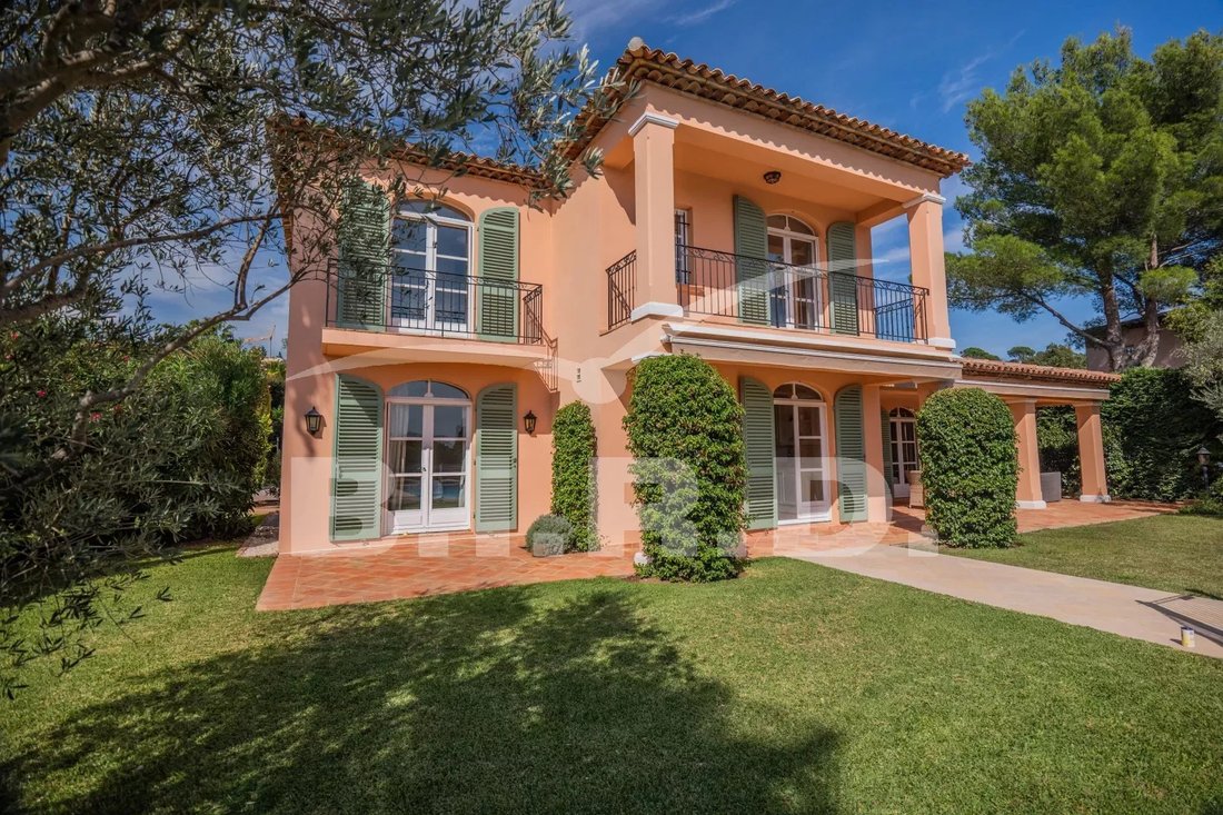 Sole Agent Grimaud, Les Parcs De In Grimaud, Provence Alpes Côte D'azur