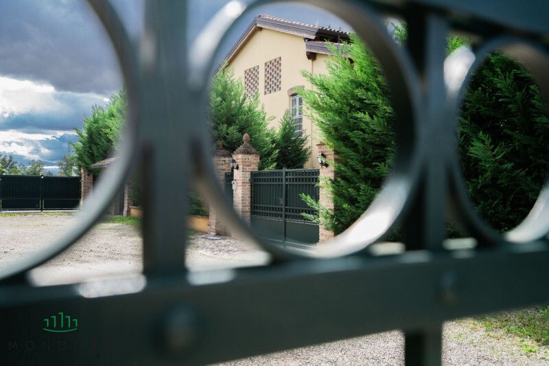 Bologna Villa In Castenaso, Emilia Romagna, Italy For Sale (14752957)