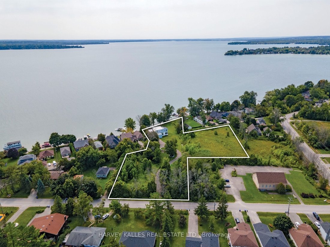 Casa di campagna in Innisfil, Ontario, Canada 1 - 14750273
