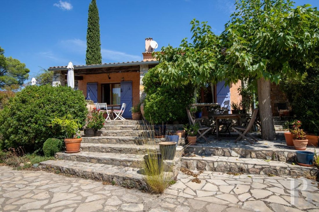 Villa in Entrecasteaux, Provence-Alpes-Côte d'Azur, France 2 - 14751931
