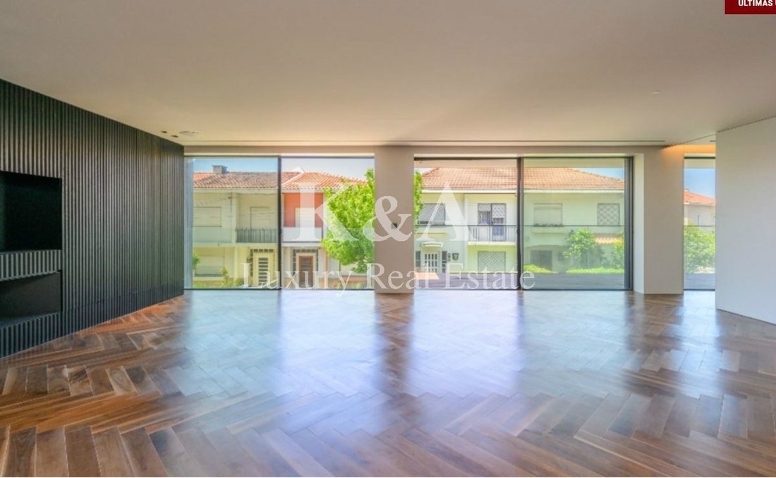 Apartment in Lordelo do Ouro e Massarelos, Porto District, Portugal 2 - 11879968