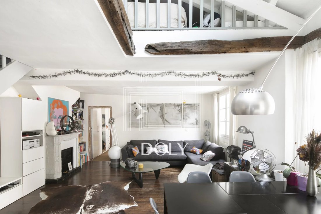 For Sale Duplex // 3 Rooms // Paris 75009 // 82 S Qm In Paris 9ème
