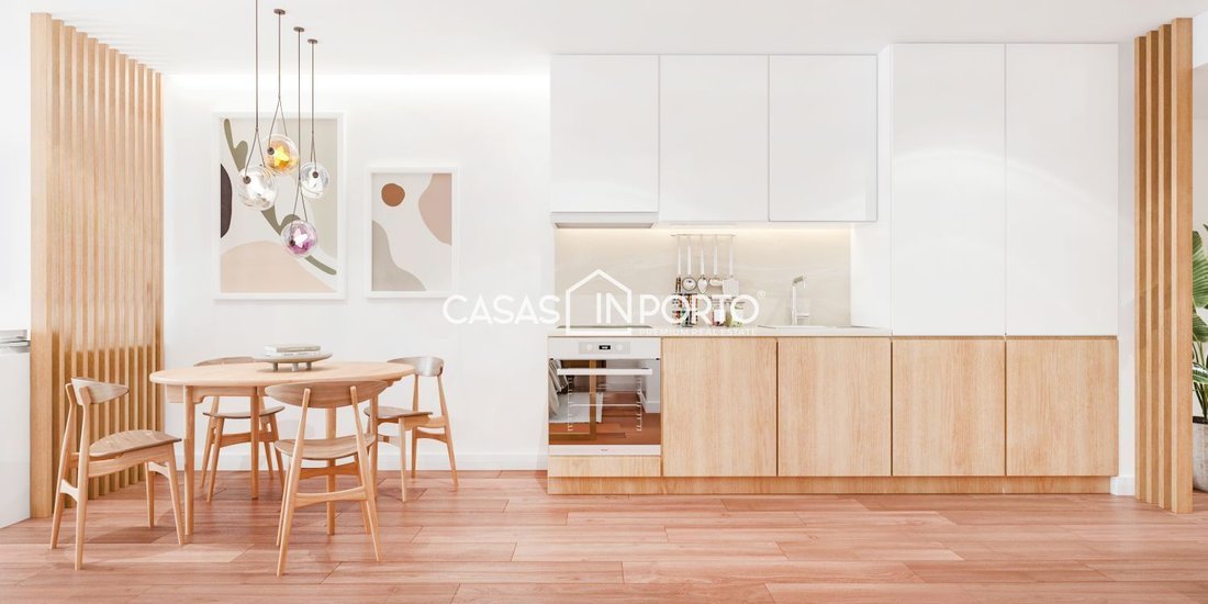 Apartment in Cedofeita, Santo Ildefonso, Se, Miragaia, Sao Nicolau e Vitoria, Porto District, Portugal 4 - 14750716