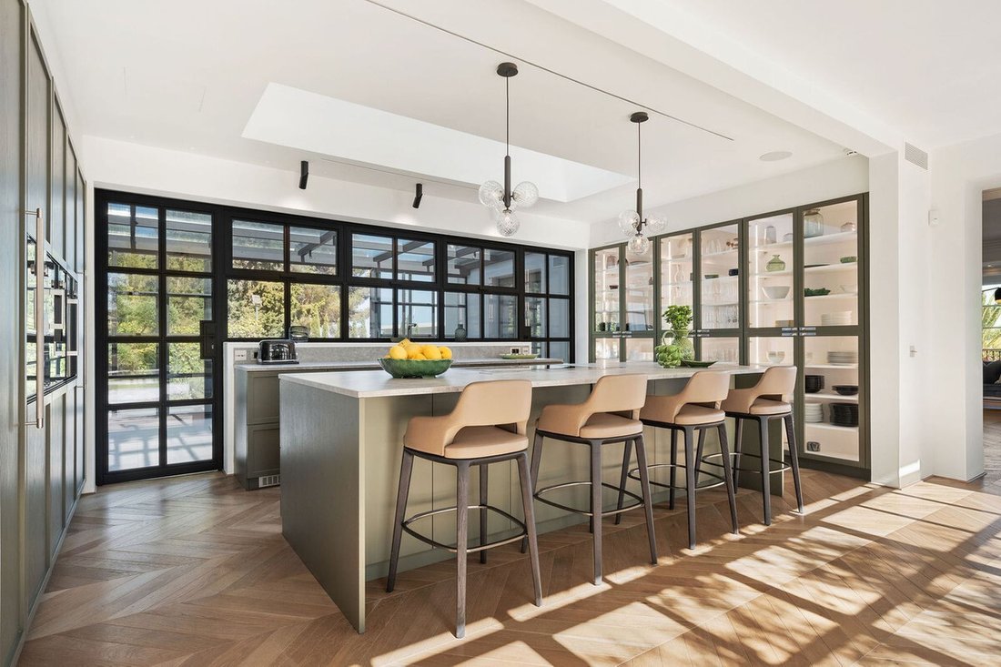 Villa in Sierra Blanca, Marbella, Spain 4 - 14753205