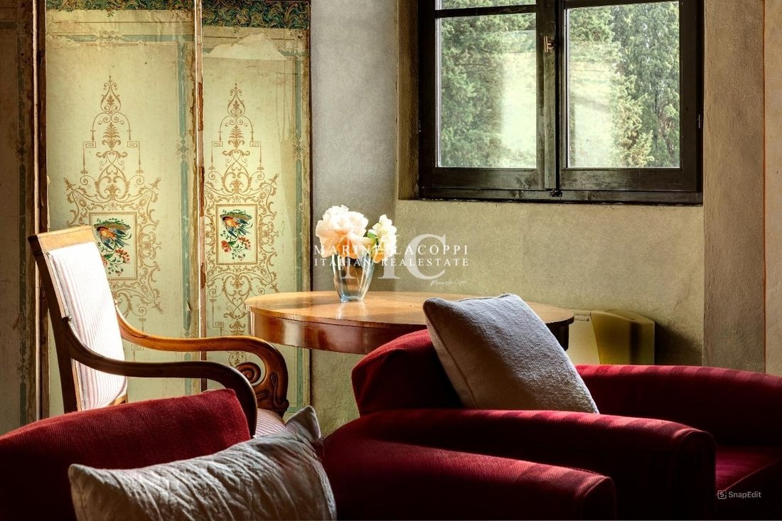 Villa in Center, Florence, Tuscany 2 - 13359576