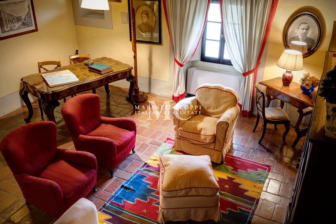 Villa in Center, Florence, Tuscany 5 - 13359576