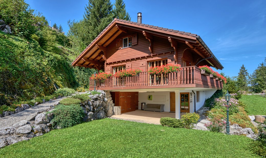 Detached House In The Alps Of Central In Emmetten, Nidwalden, Switzerland For Sale (14753498)