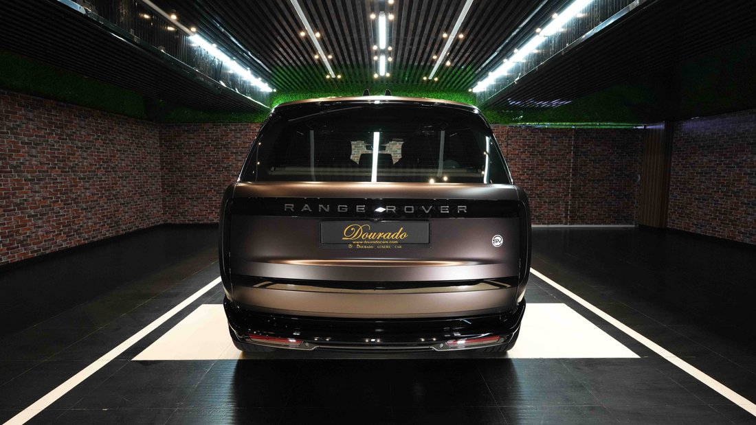 2023 Land Rover Sv Autobiography In Dubai, Dubai, United Arab Emirates