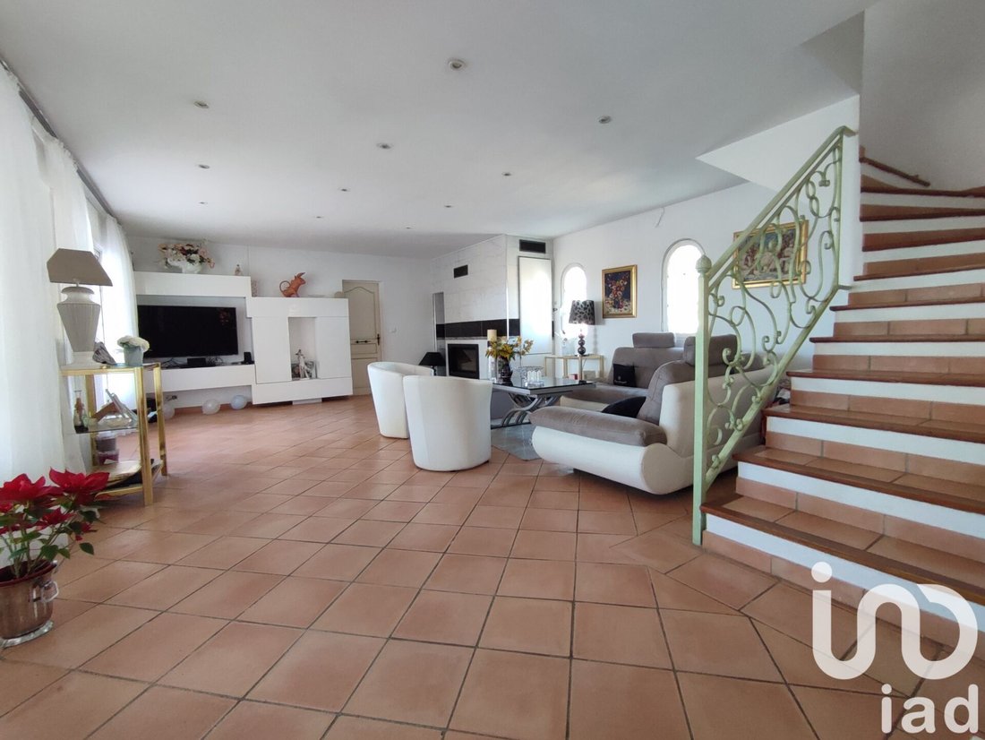 Vente Maison/Villa 4 Pièces In La Motte, Provence Alpes Côte D'azur