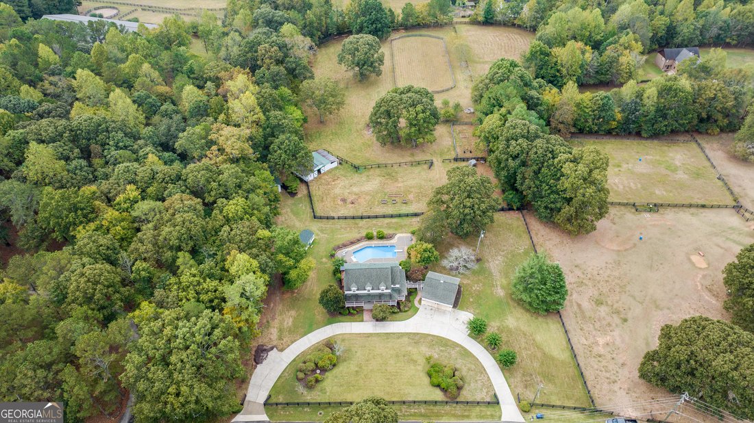 Residential Alpharetta In Canton, United States For Sale