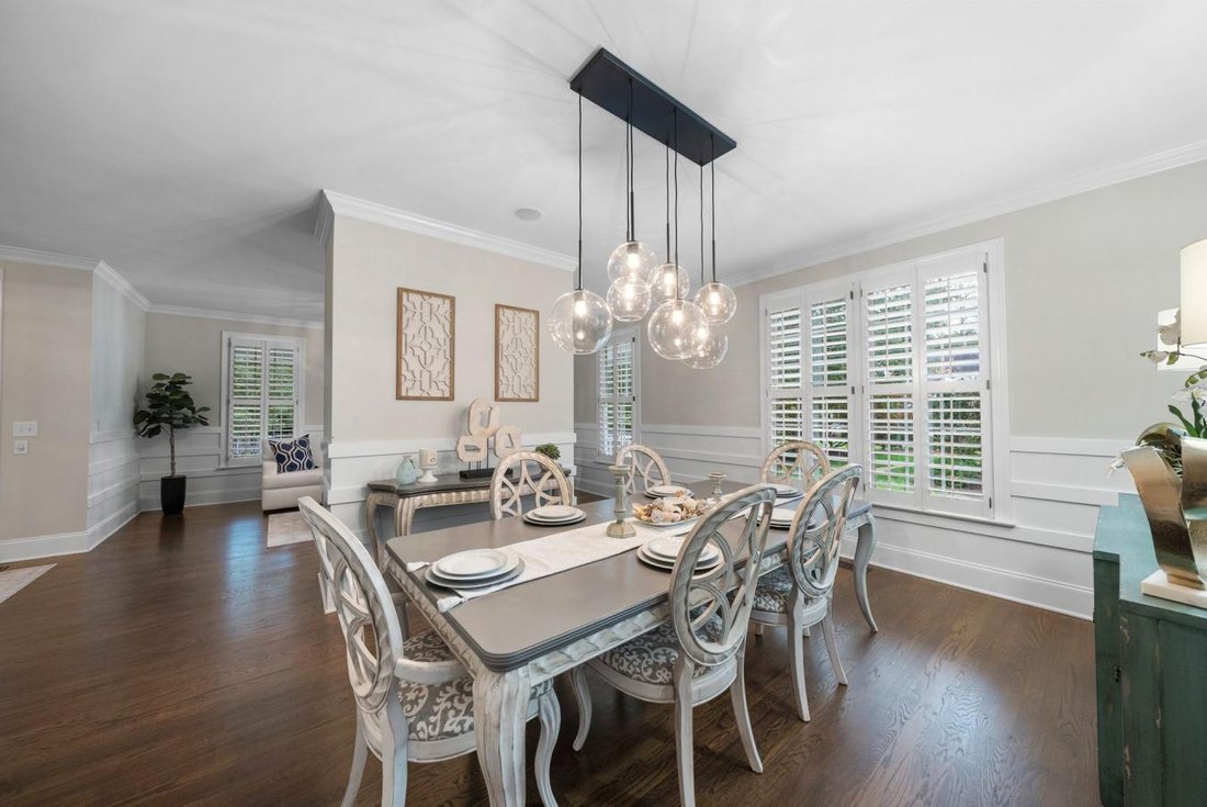 100 Kamprath Place En Cary, Carolina Del Norte, Estados Unidos En Venta