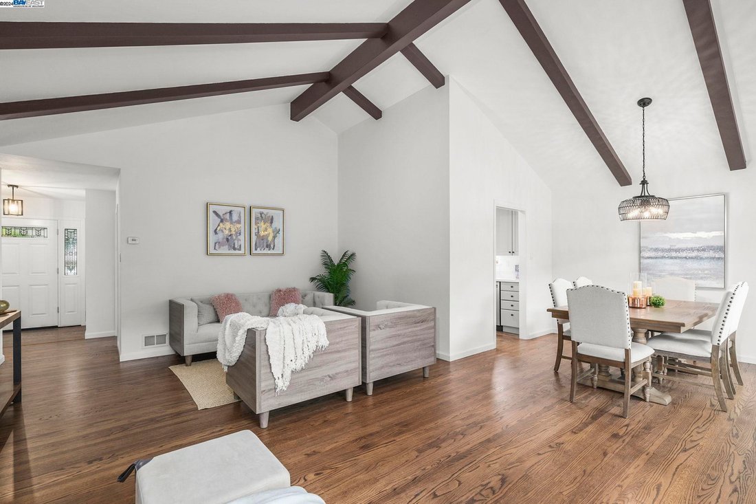 Oakland Residential In Alameda, California, United States For Sale