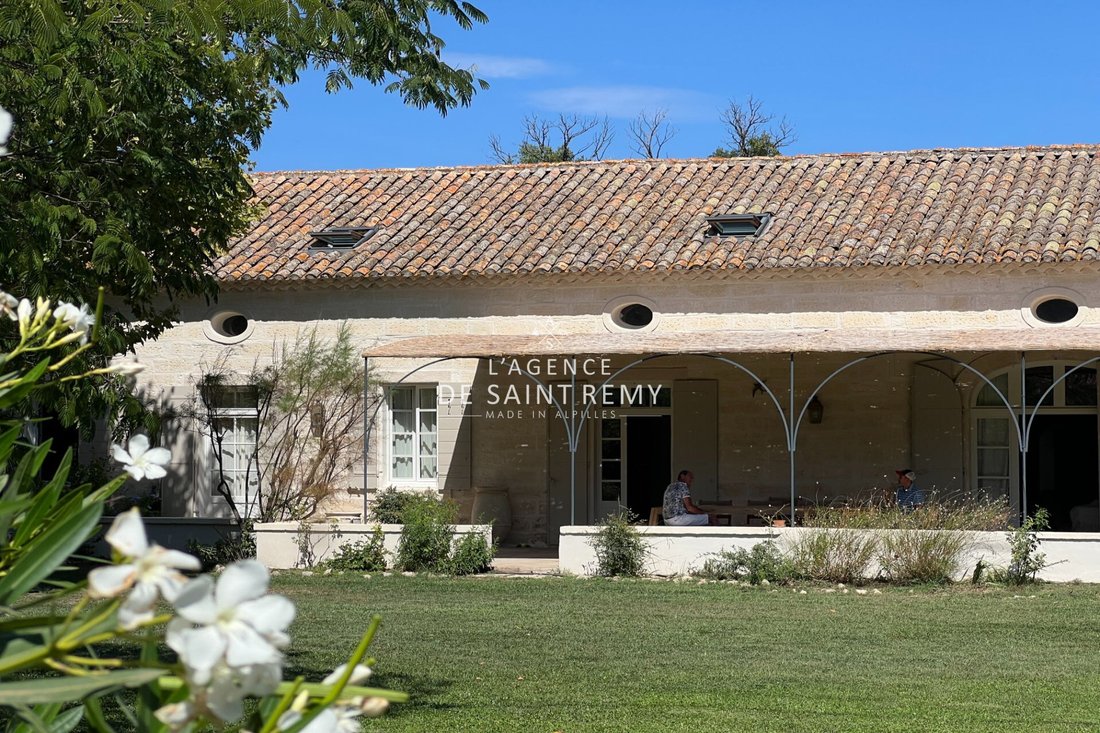 Profiter De In Saint Rémy De Provence, Provence Alpes Côte D'azur