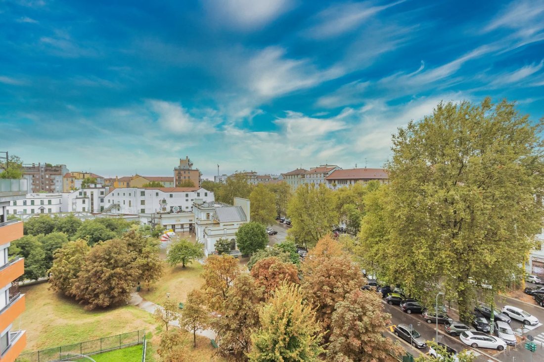 Milan Exclusive Penthouse With Park Views In In Cantalupa, Lombardy