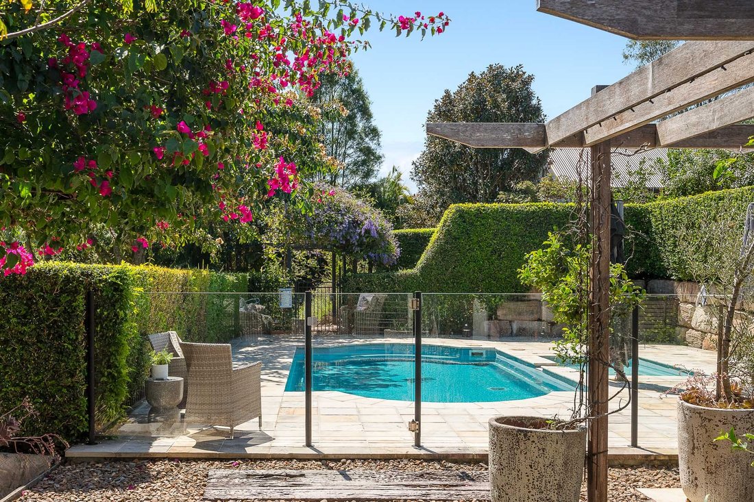 Superbly Renovated Home In Prime Highvale In Highvale, Queensland, Australia For Sale (14756379)