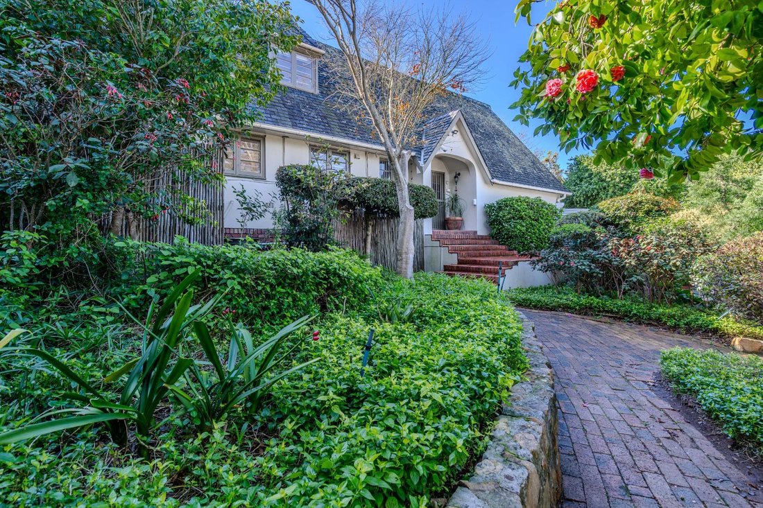 House Cape Town In Cape Town, Western Cape, South Africa For Sale