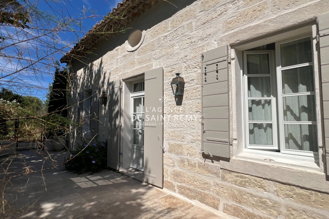 Profiter De In Saint Rémy De Provence, Provence Alpes Côte D'azur