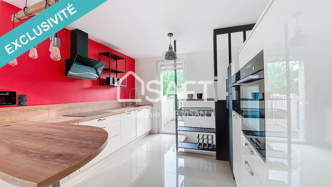 Maison Rénovée De 170 M² 4 Chambres Garage In Massy, île De France