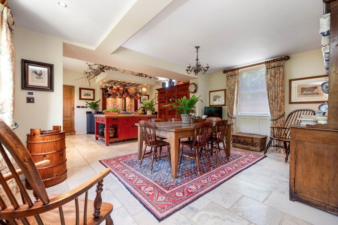 House in Harborough, England 2 - 14759524