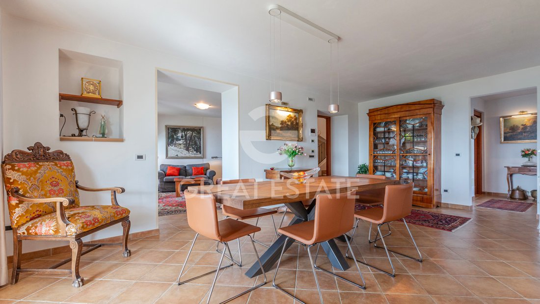 Villa in Passignano sul Trasimeno, Umbria, Italy 5 - 14616448