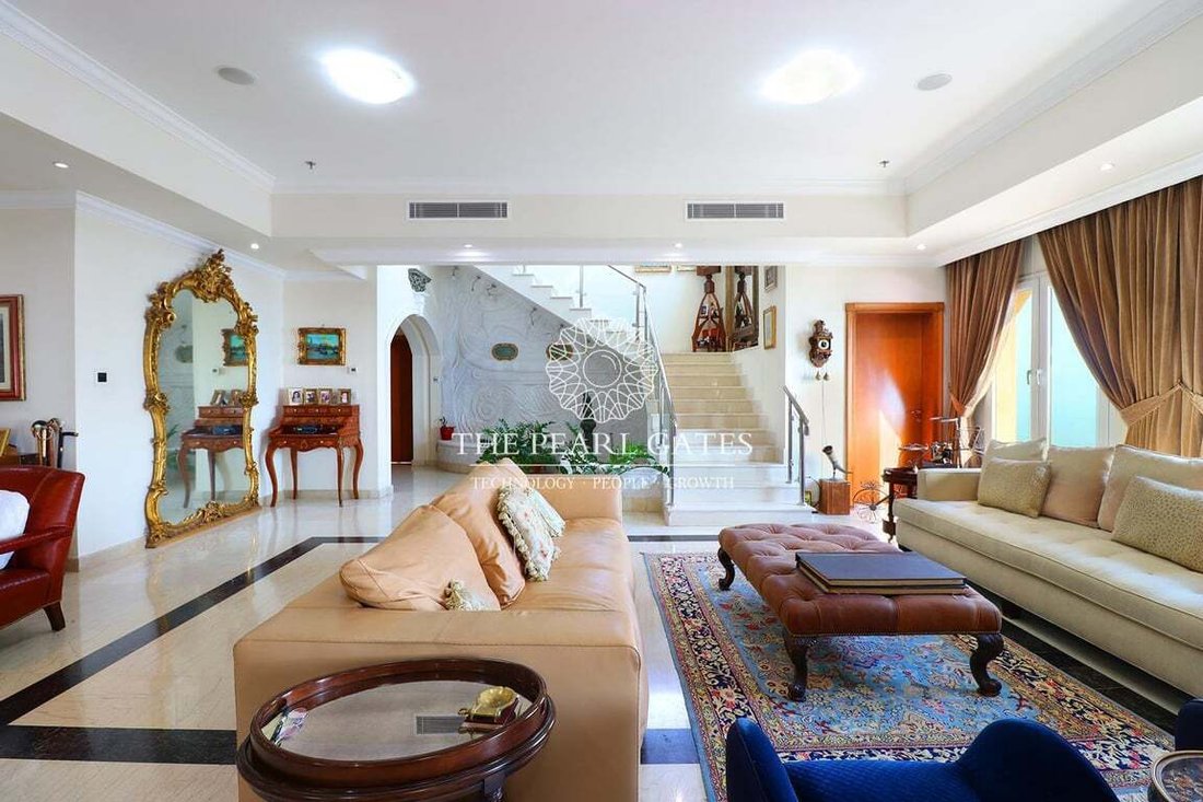 Sky-High Homes: 5 Luxury Penthouses with Breathtaking Views - Penthouse High Rise Apartments With Strategic View Of Ocean