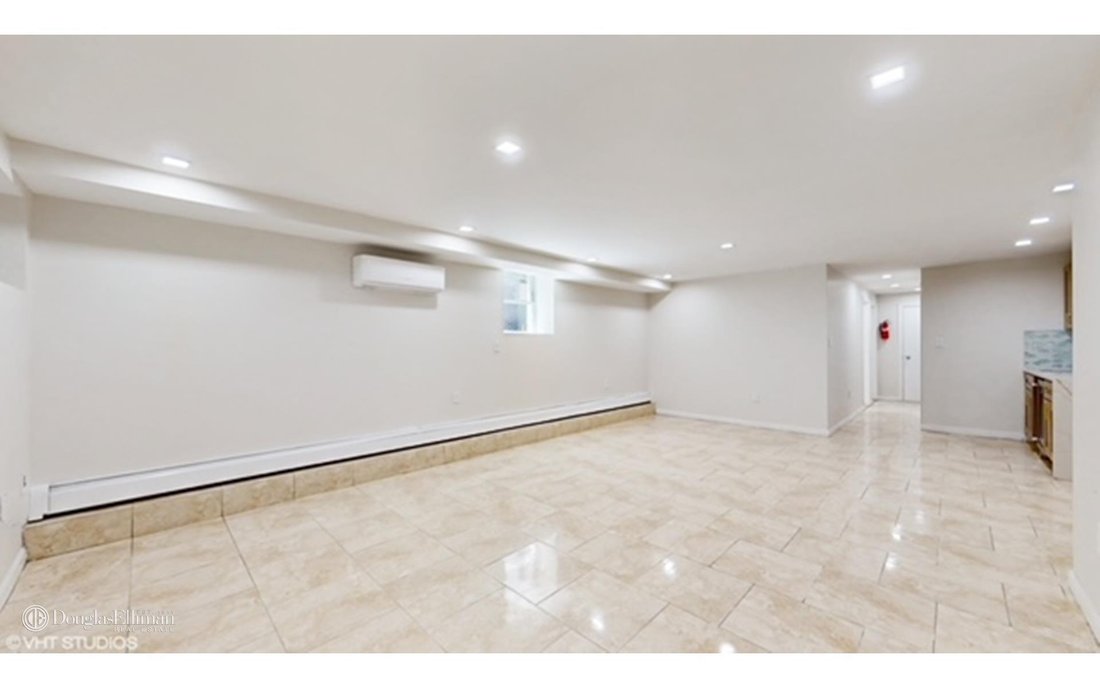 Rental Brooklyn In New York, New York, United States For Rent (14754336)