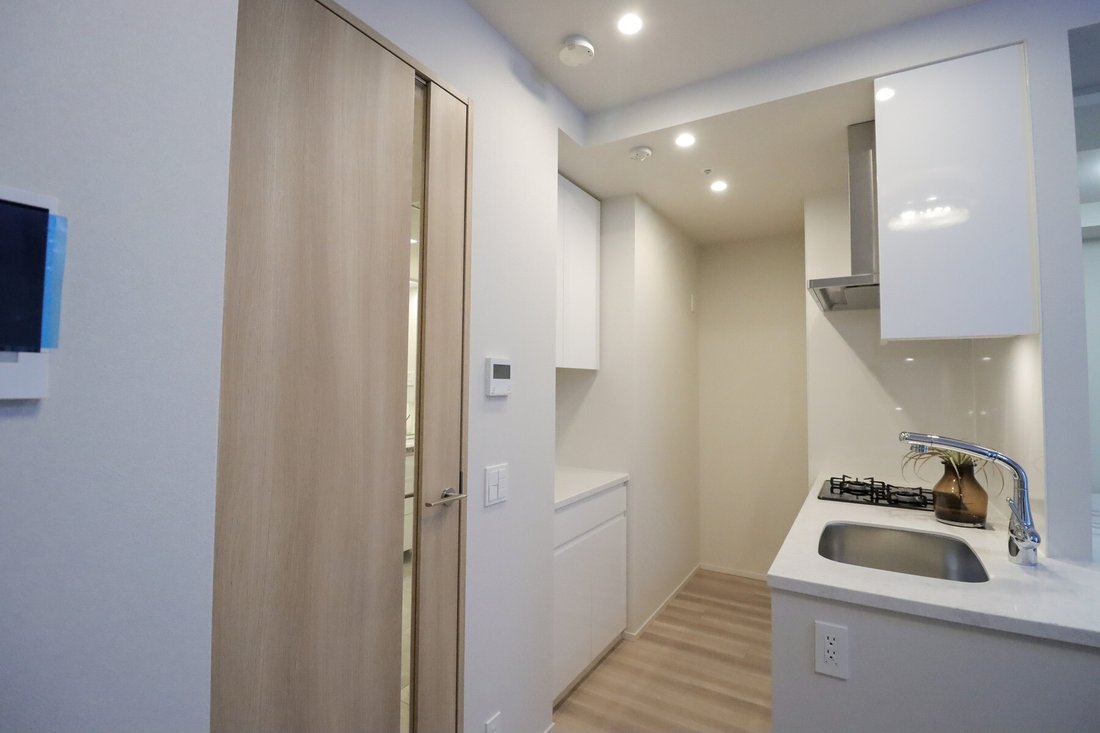 Condo in Shibuya City, Tokyo, Japan 4 - 14753539