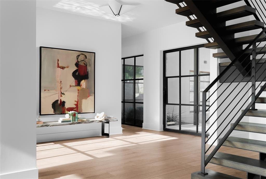 View Filled Contemporary Home In Spanish Oaks In Bee Cave, Texas