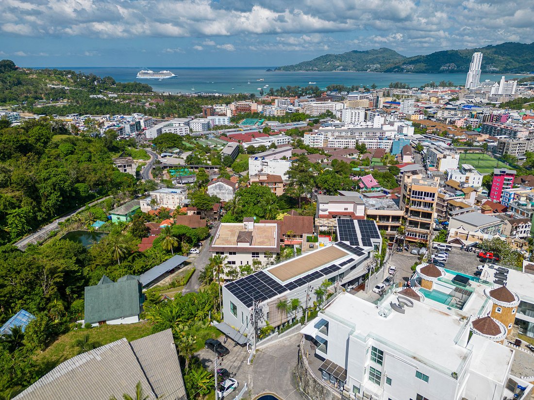 Villa in Pa Tong, Phuket, Thailand 2 - 14757431