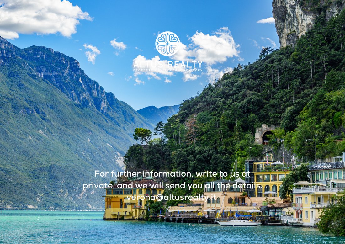 Villa in Hill Zone, Padenghe sul Garda, Lombardy 3 - 14760303