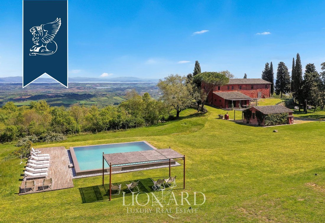 Villa in Chianciano Terme, Tuscany, Italy 2 - 14756419