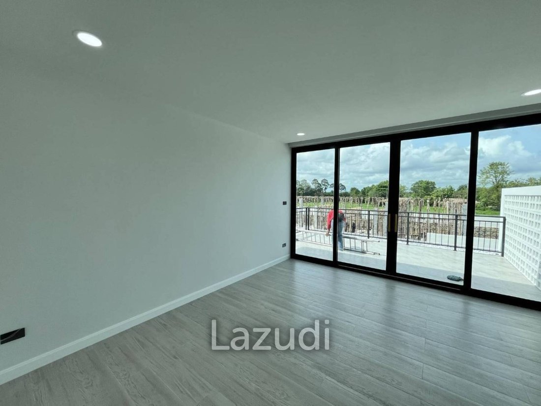 Villa in Pattaya City, Chon Buri, Thailand 3 - 14756492