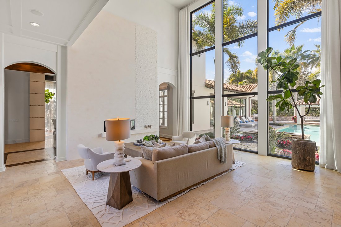 Golden Oak In Eatonville, Florida, United States For Sale (14753536)