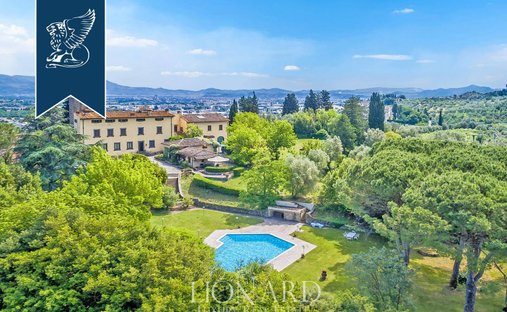 Villa in Pisana Street, Scandicci, Tuscany 1
