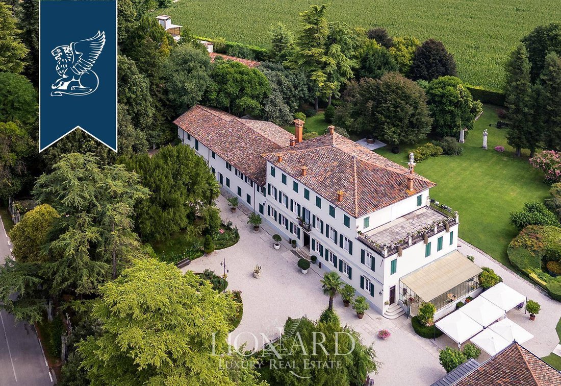 Villa in Cordovado, Friuli – Venezia Giulia, Italy 2 - 14756442