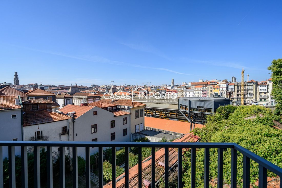 Apartment in Cedofeita, Santo Ildefonso, Se, Miragaia, Sao Nicolau e Vitoria, Porto District, Portugal 4 - 14750718