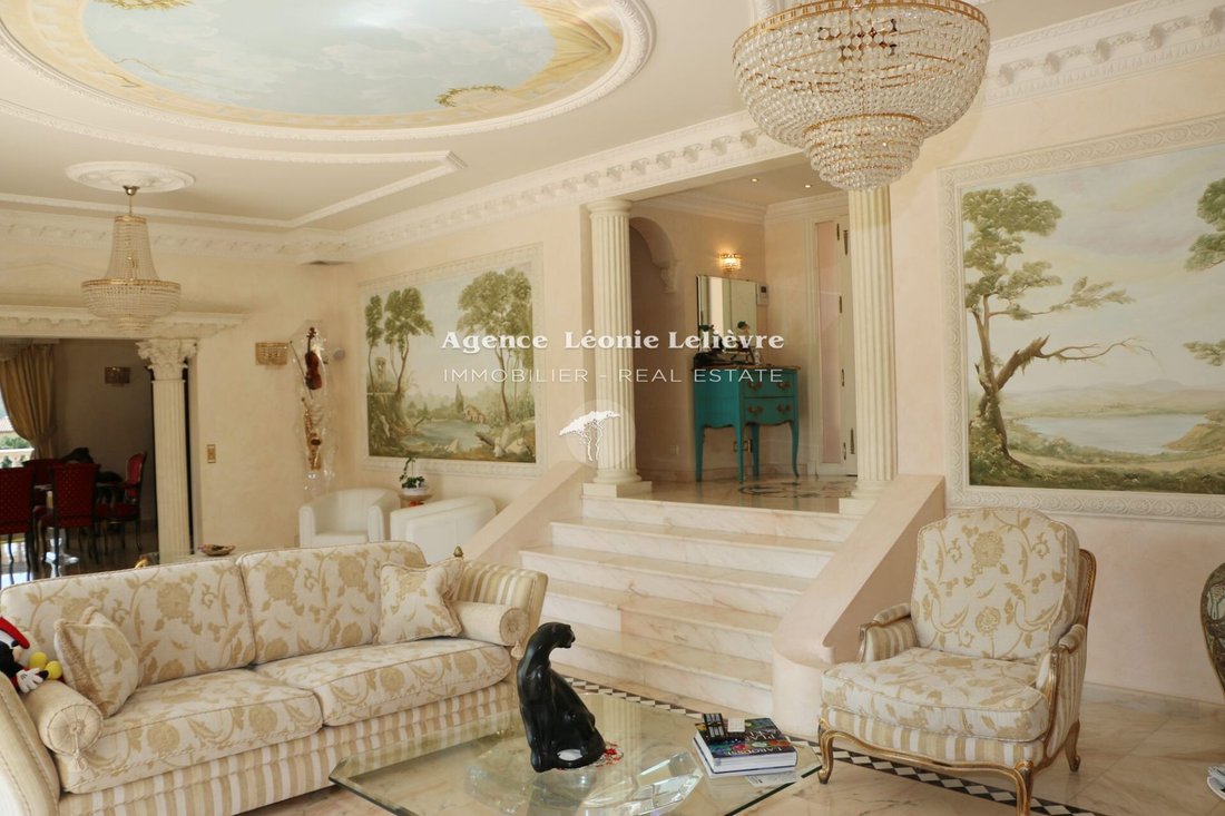 Villa in Les Issambres, Roquebrune-sur-Argens, France 4 - 14754148